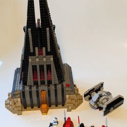 Darth Vaders Castle 75251