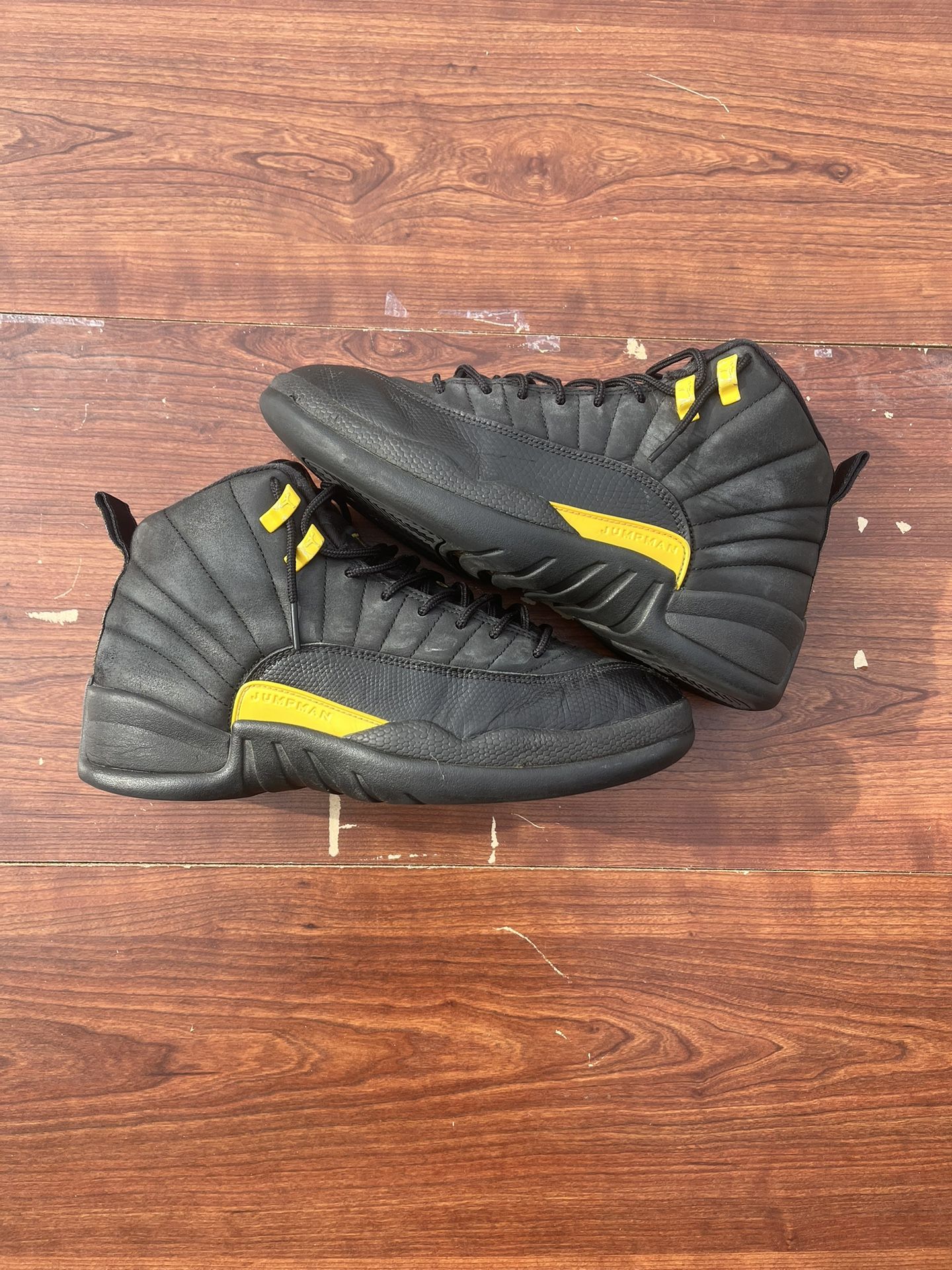 Jordan 12 Black Taxi