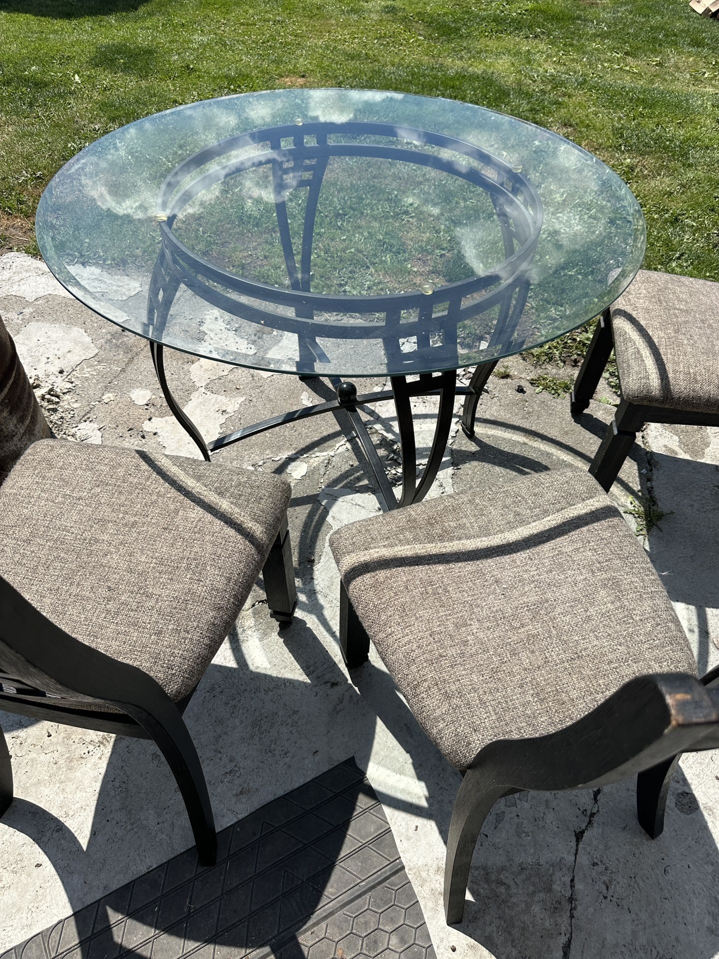 Table And 3 Chairs 