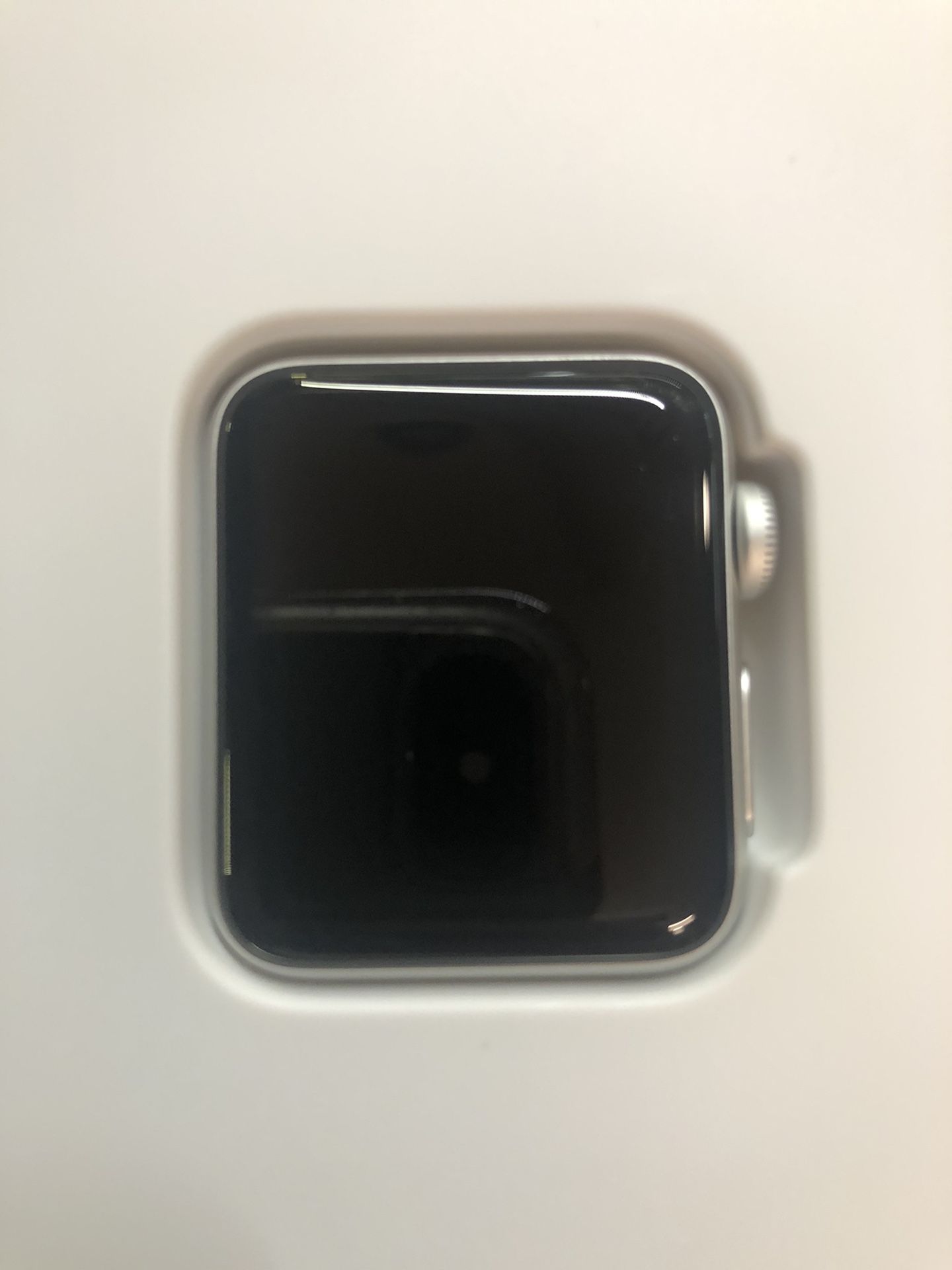 Apple Watch Series 3 Silver Aluminum 38mm