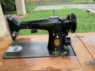 Singer Sewing Machine with Cabinet