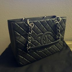 Chanel Grand Shopping Tote
