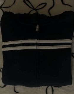 Hollister full zip hoodie XS💙