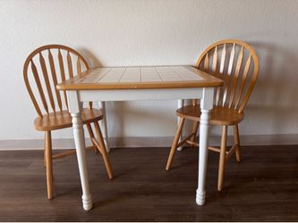 Table 2 chairs