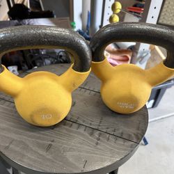 10 Lb Kettle Bell Set. Never Used