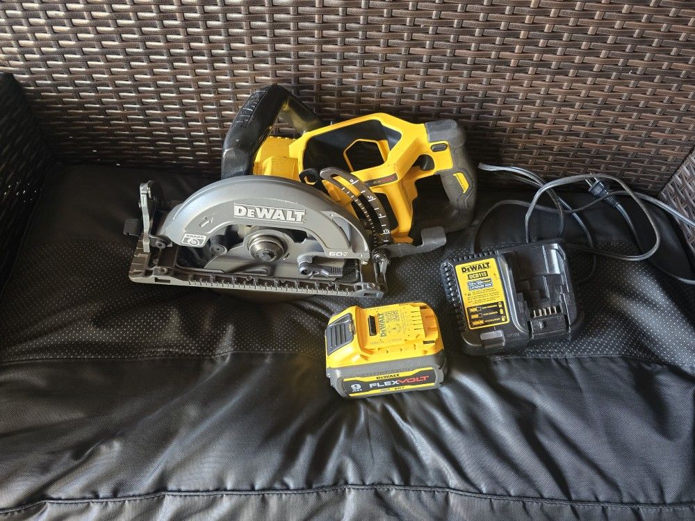 Cerrucho De Batería Dewalt