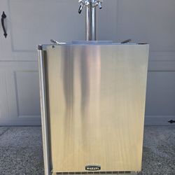Marvel 2 Tap Indoor/Outdoor Kegerator/Fridge