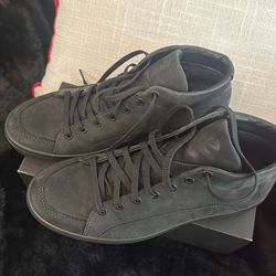 Ecco black leather size 41