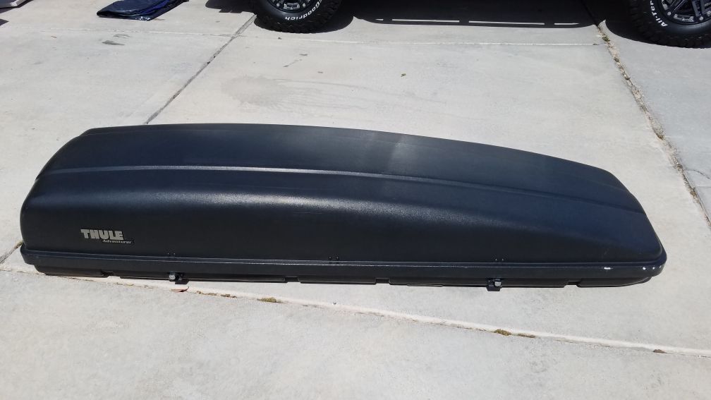 Thule 650 adventurer rooftop cargo carrier