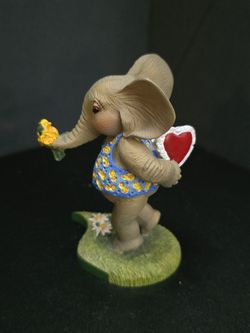Hamilton Collection Peanut Pals elephant figurine