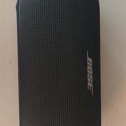 Bose Bluetooth Speaker – Works Great