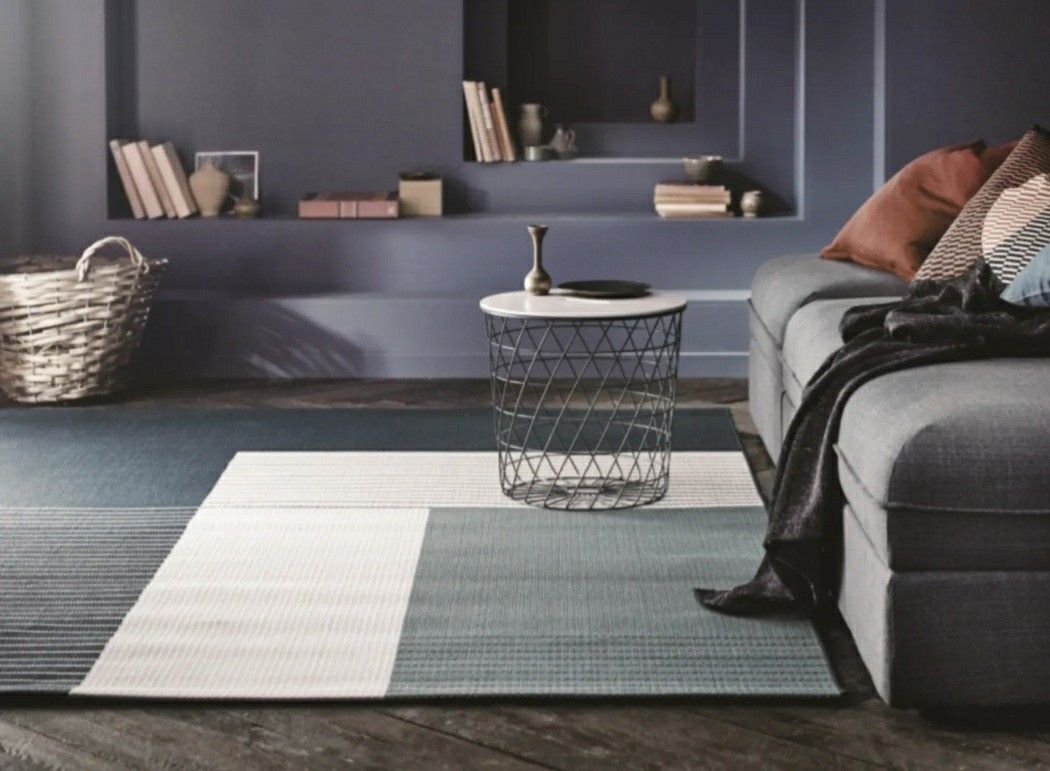 Large Ikea indoor/outdoor rug - like new for Sale in Seattle, WA - OfferUp