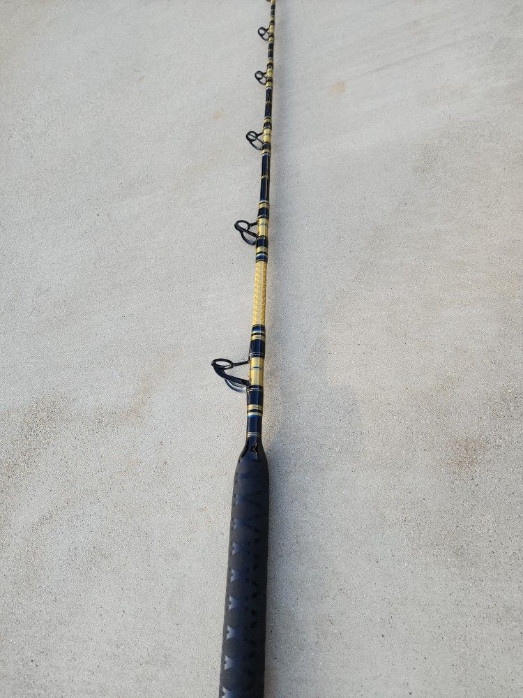 United composites 5'11 2 Piece Deep sea stand up rock