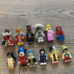 Disney 100 Collectible Minifigures 