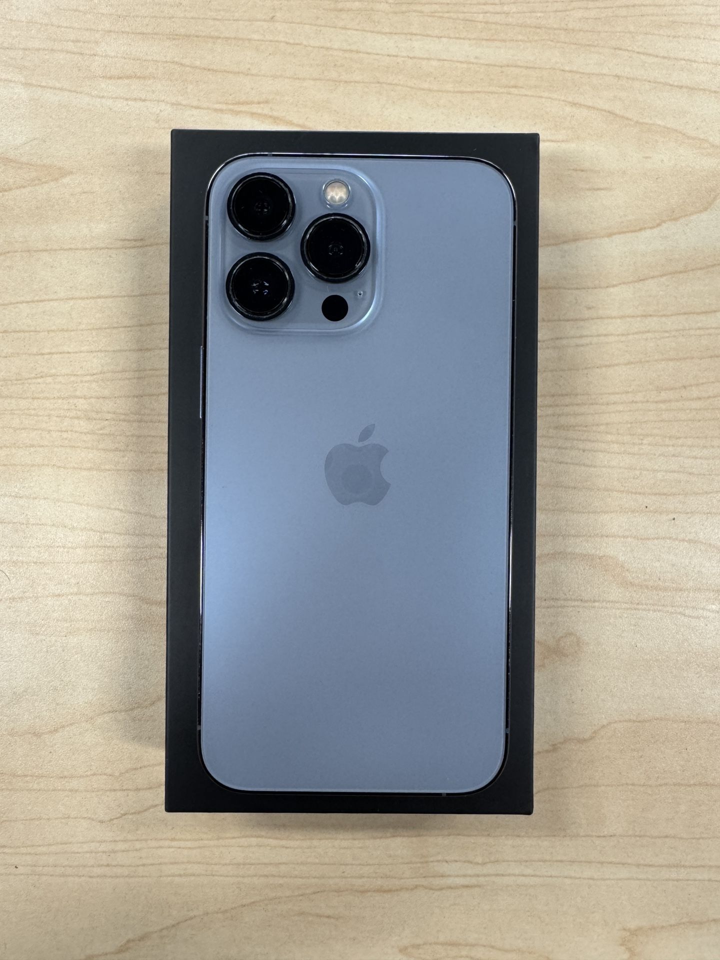 iPhone 13 Pro - Unlocked - 128GB.