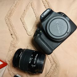 Cannon Rebel EOS 2000D