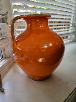 Vintage pottery , portugal