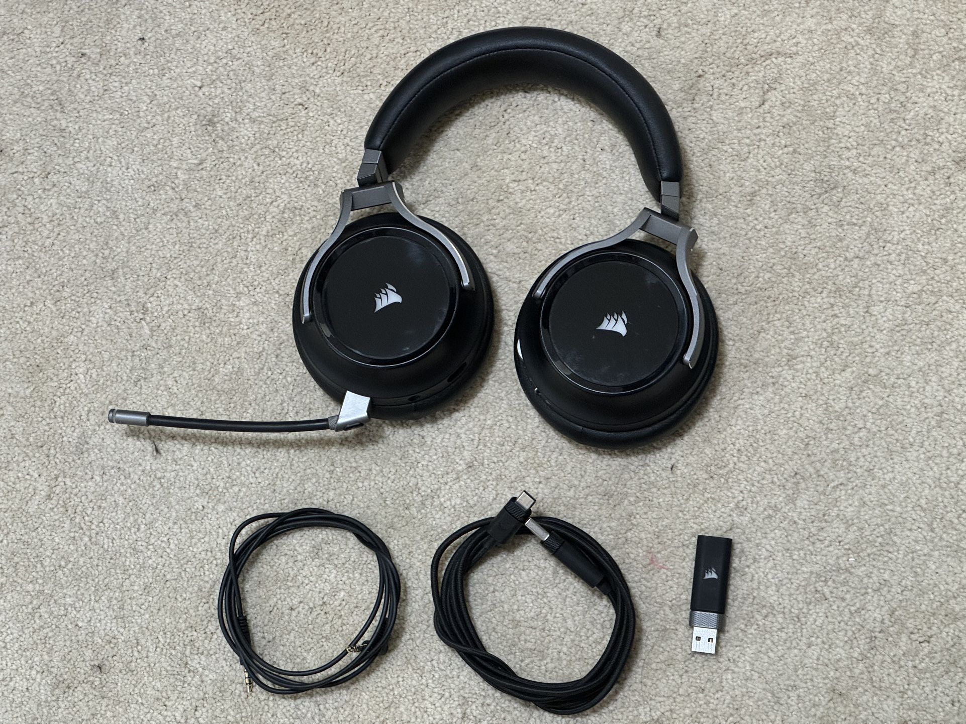 Corsair Virtuoso RGBWireless Gaming Headset