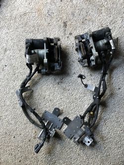 Rear break calipers with electric E-break 2013-2016 Ford Fusiin
