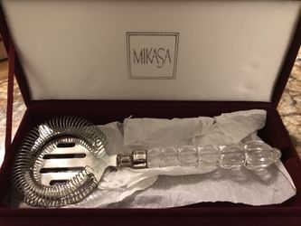 Mikasa Handheld Crystal Cocktail Shaker.
