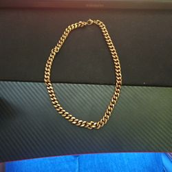 Stylish Gold Chain