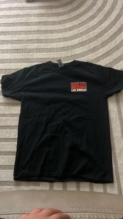 Men’s t shirt medium
