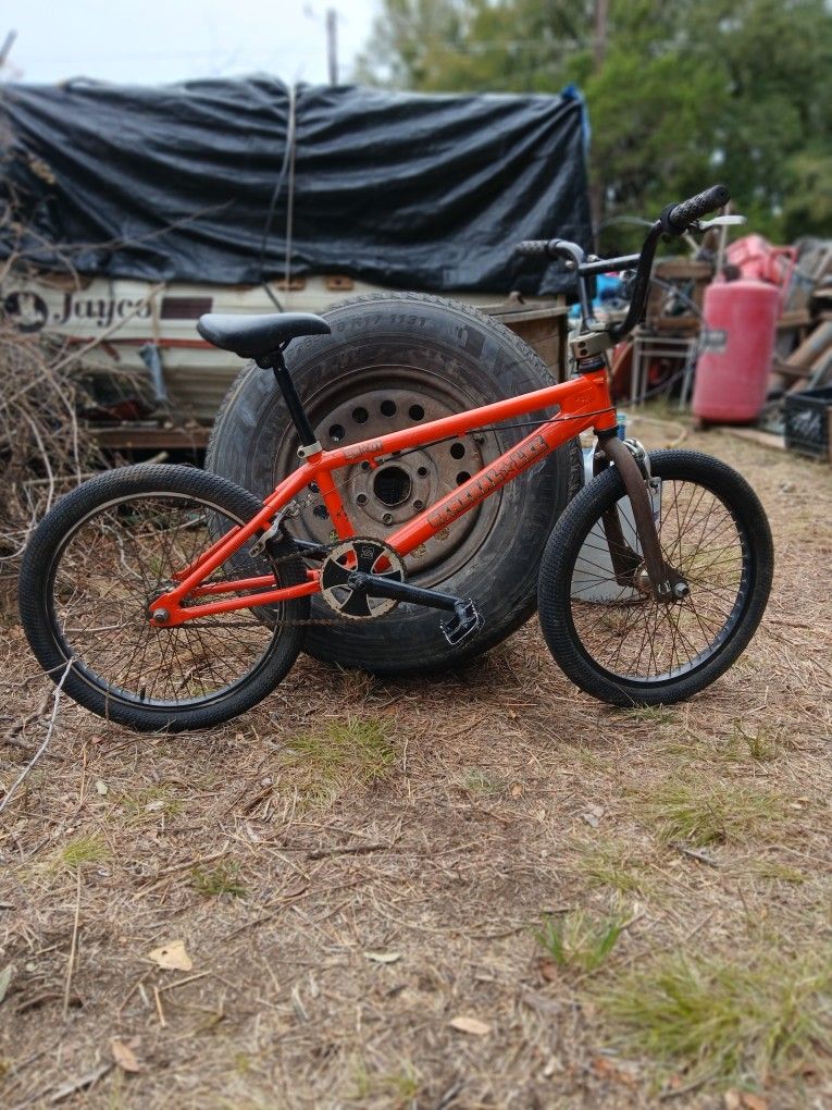 general lee bmc