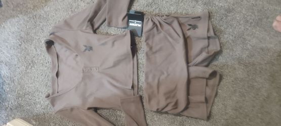 New  never worn size medium $20