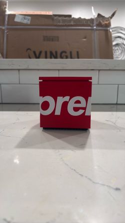 Supreme Cuboluce Table Lamp