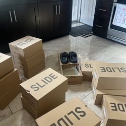 Onyx yeezy slides