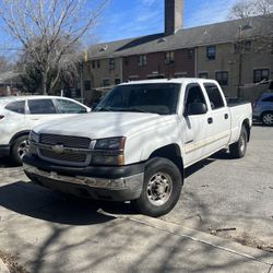 2005 Chevy Silverado 1500HD LS