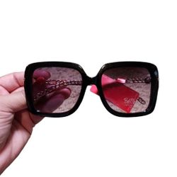 Bob Mackie Black Rose Gradient Lens Gold Link Arms Sunglasses