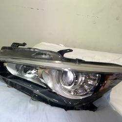 Infiniti q50 Headlight 