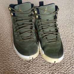 Size 7 Jordan 12S