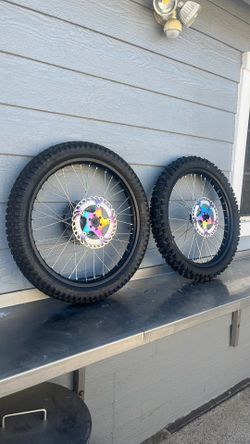 Surron rims and tires