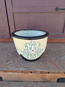 decorative ceramic pot