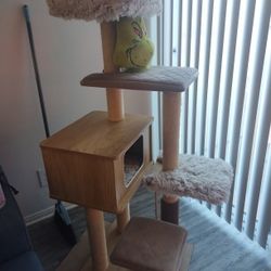 Multi Level Cat Tree