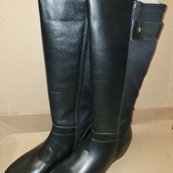 Andrea Black Boots Womans size 7