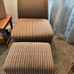 Chair With Ottoman 