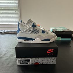 Jordan 4 Retro ‘Military Blue’