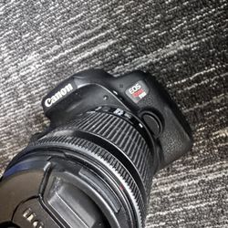 Canon EOS Rebel T6i DSLR