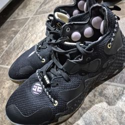 Shoes From Size 9 up To Size 11 