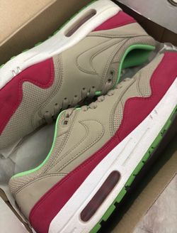 Nike Air Max 1 Sneakers