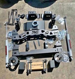 ‼️‼️NEED A LIFT ? WE GOT YOU ROUGH COUNTRY SALE ON ALL TRUCK ‼️‼️