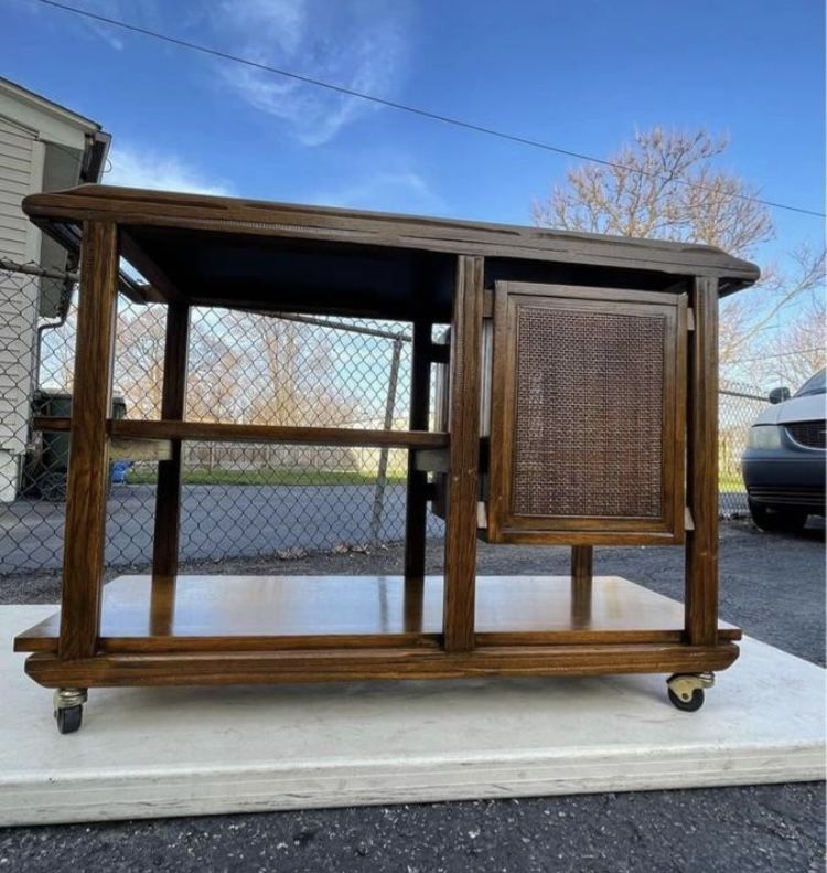 Carthia Mid-Century A.Brandt Ranch Oak Serving Cart Extending Leaf Flo