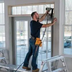 Warner. Telescoping Aluminum Extension Plank with 250 1b. Load Capacity