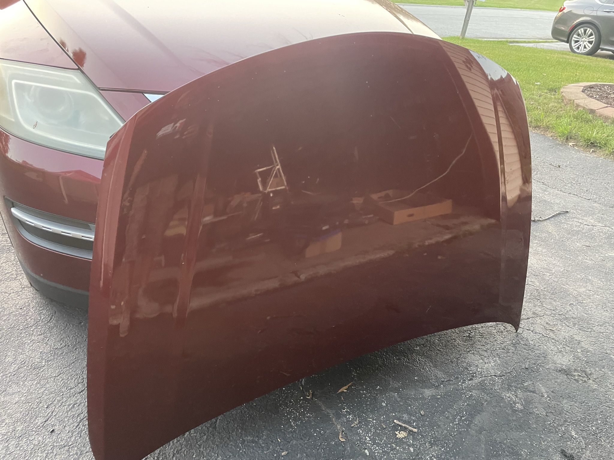 2008 Mazda CX-9 (Just the hood)