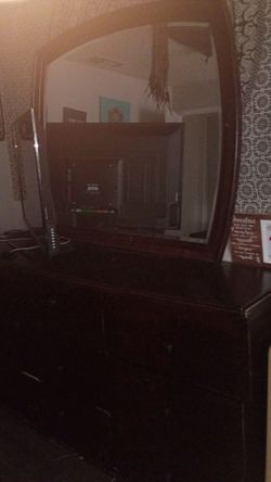 Dresser with mirror