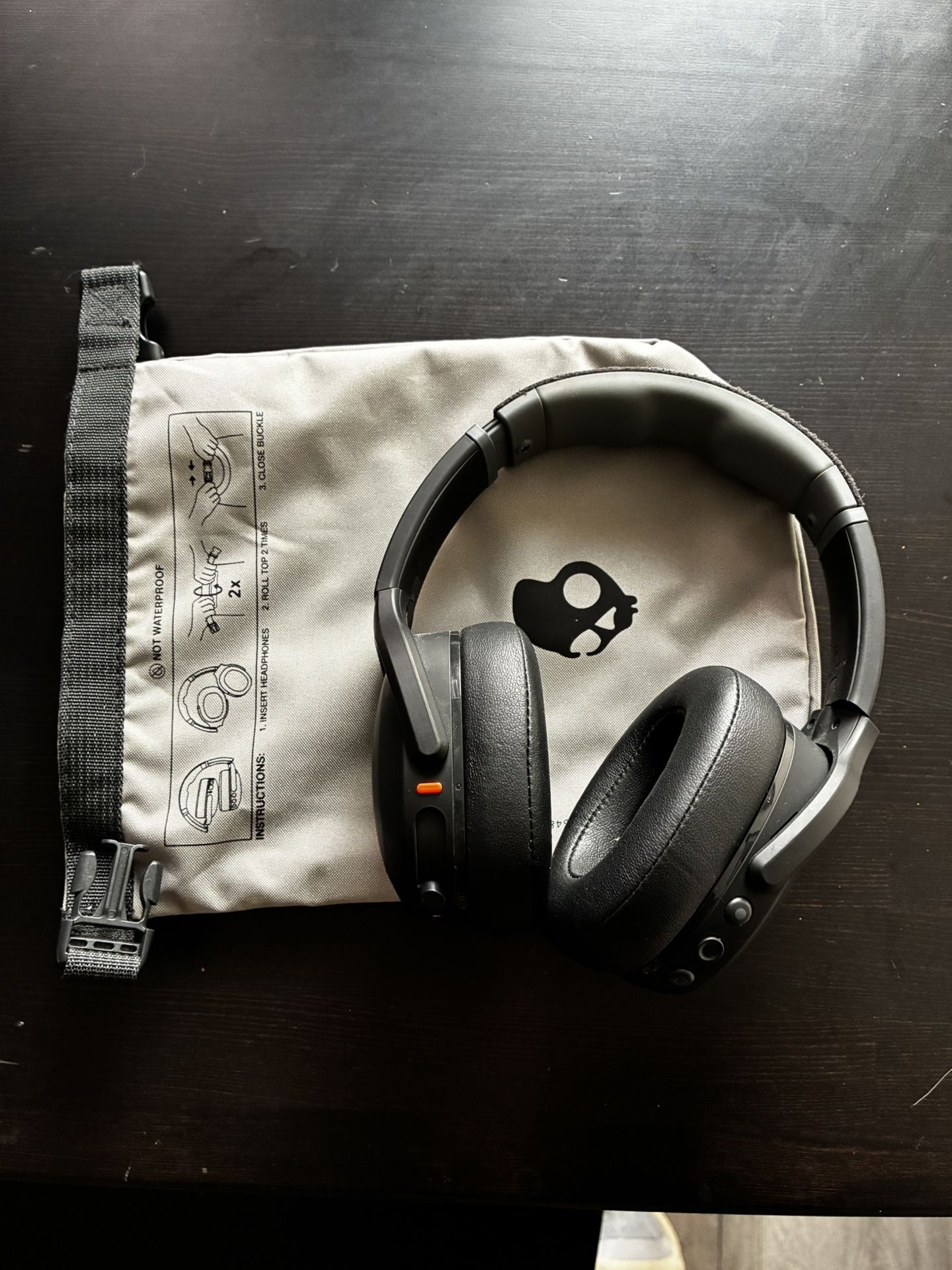 Lightly Used - Skullcandy Crusher Evo Headphones