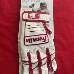THE PERFECT BALANCE OF FLEXIBILITY AND DURABILITY.  These Franklin Custom CFX Batting Gloves do it all. A one-piece leather palm provides the ultimate